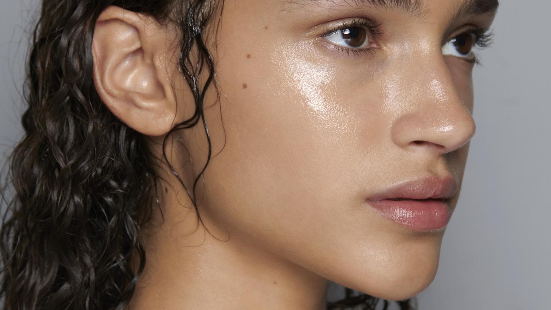 Keine-Bronzer-Drops-sind-im-Herbst-und-Winter-2025-so-gefragt-wie-diese