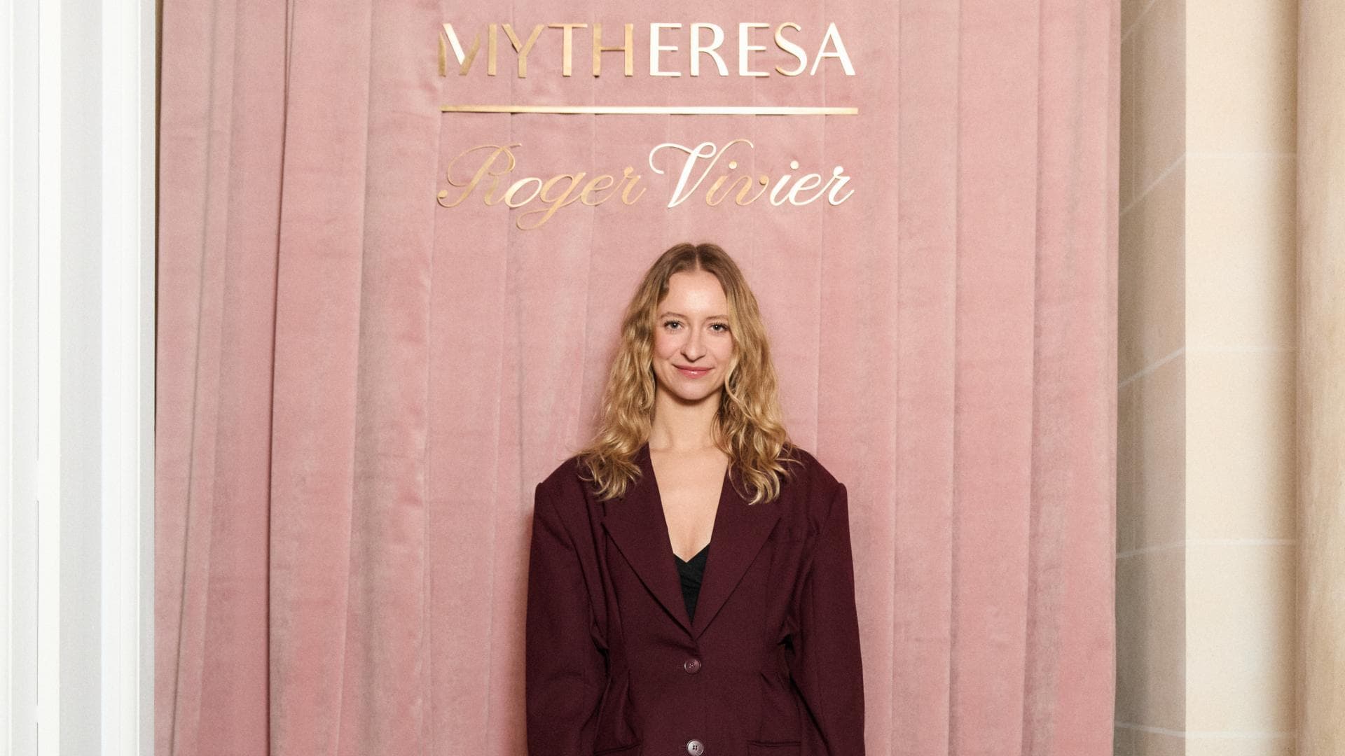 ich-habe-als-moderedakteurin-einen-abend-in-paris-verbracht-mit-roger-vivier-x-mytheresa