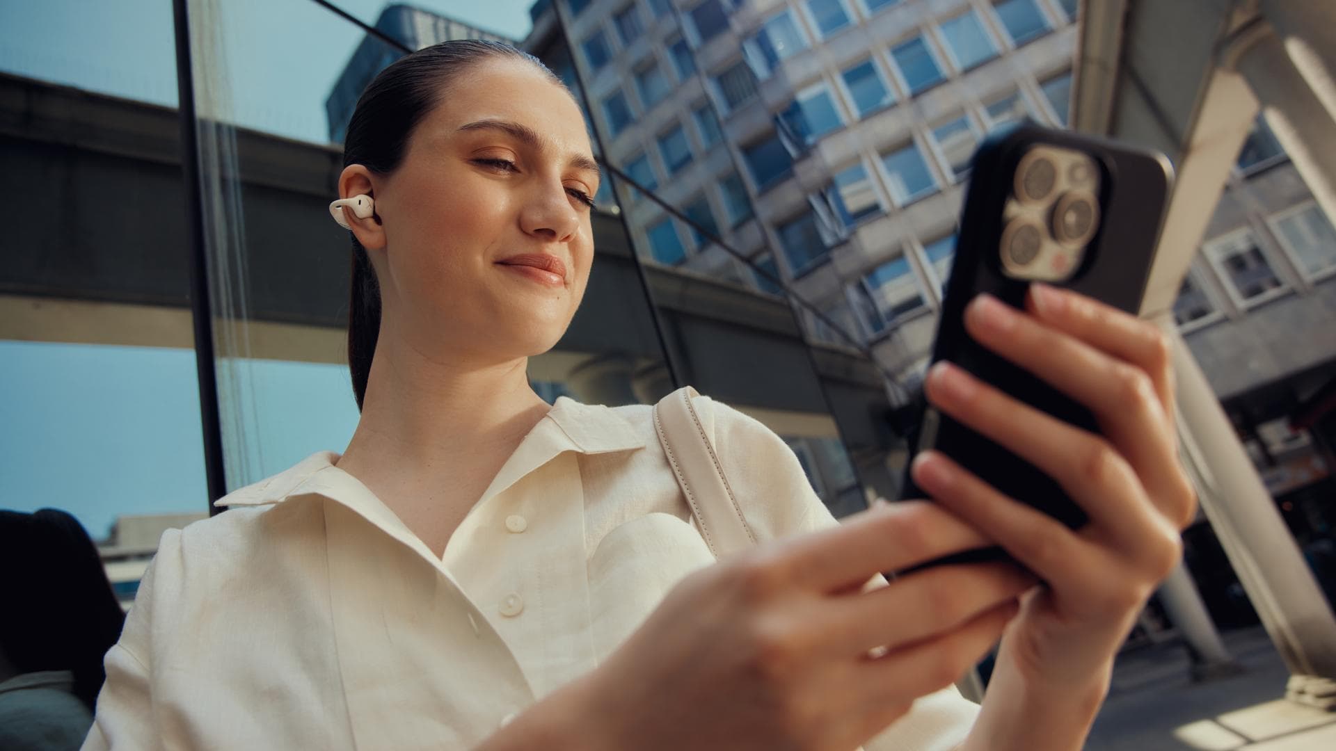 Adventskalender-T-rchen-22-Gewinne-die-Clip-Ohrh-rer-AMIRON-ZERO-von-beyerdynamic