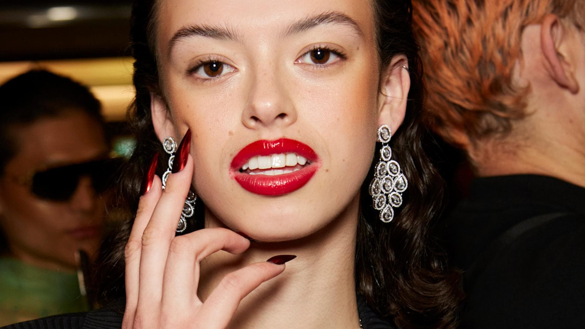 Nagel-Trends-2025-Auf-diese-Holiday-Nails-setzen-wir-in-den-kommenden-Tagen