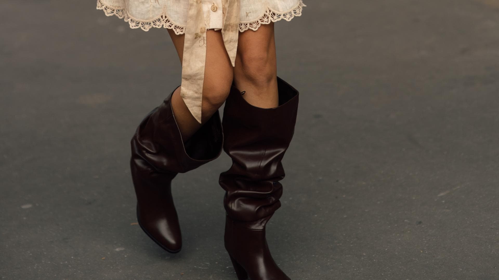 Stiefel-Trends-2025-2026-Die-Pirate-Boots-sind-das-ultimative-2000er-Must-have-im-Winter