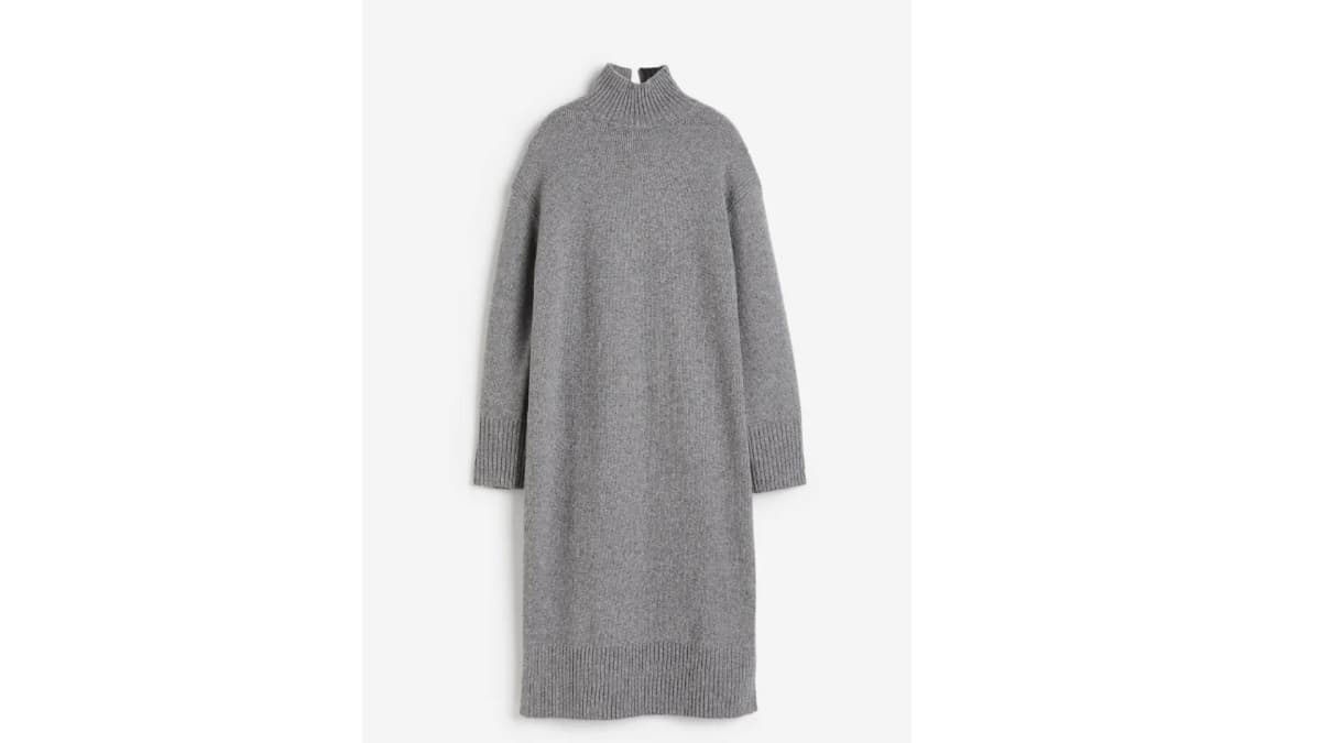 Graues Strickkleid