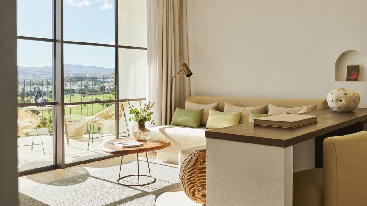 agpub-junior-suite-golf-view-patio-zarzuela6 agpub-junior-suite-golf-view-patio-zarzuela6