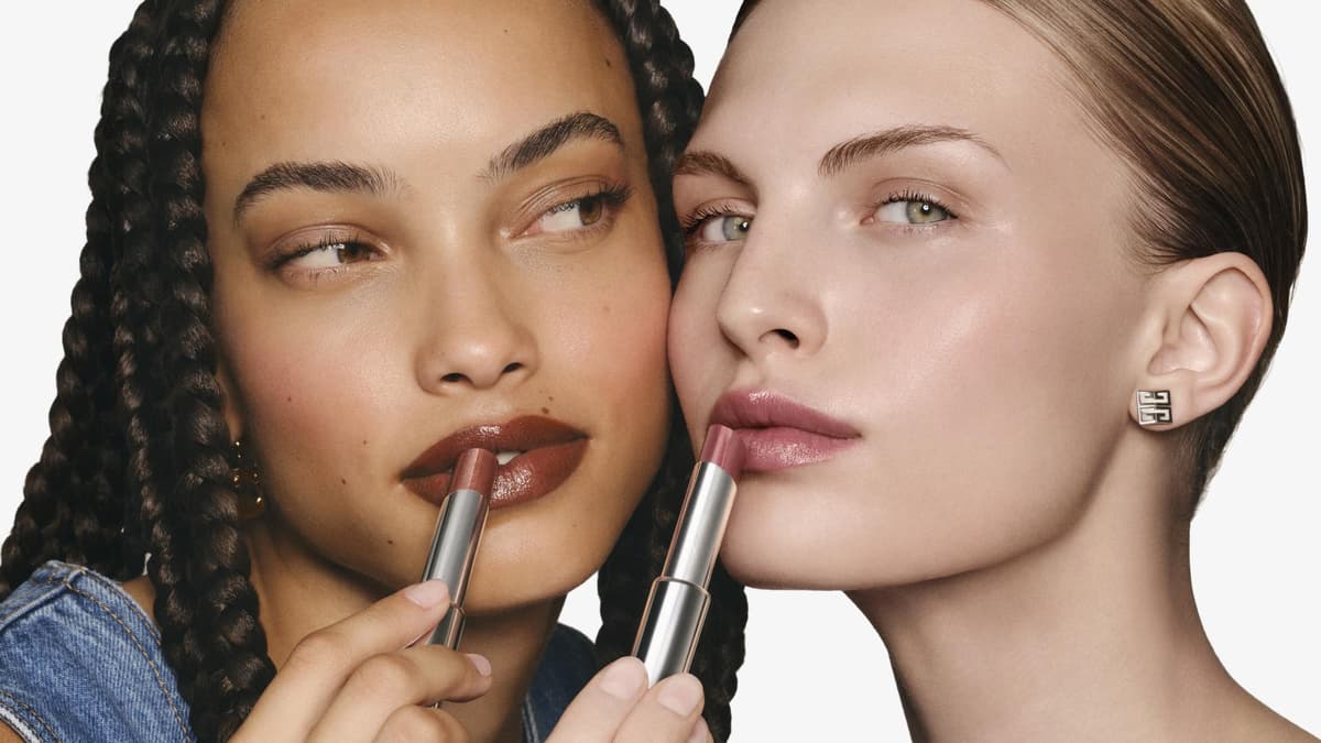 Der Rose Perfecto Shine Lipstick von GIVENCHY