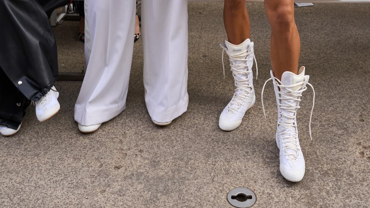 Geschnürte Boxing Sneaker