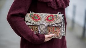 Gucci Dionysus Tasche mit auffälligem Muster