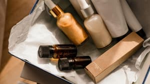 Box mit Beauty Produkten