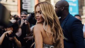 Paris Fashion Week Streetstyle Frau lange Haare
