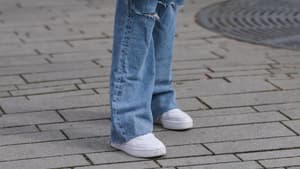 Weißer Sneaker