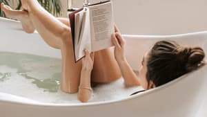 Gemütlich lesen in der Badewanne.