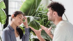 Mann und Frau streiten sich