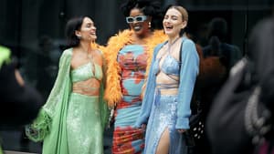 Drei Frauen auf der New York Fashion Week