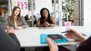 Frauen im Meeting