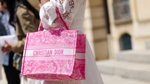 Pinkfarbene Dior Book Tote