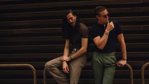 Zwei Männer in stylischen Outfits