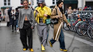 Gelbe Sneaker