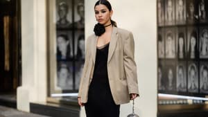 Schwarzes Kleid