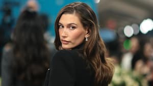 Hailey Bieber