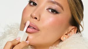 Beauty-Trends 2025: Adorable Caro im Interview über ihre liebste Lippen-Kombi für den Alltag