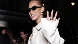 Bella Hadids Mango-Mantel ist das It-Piece des Winters 2026