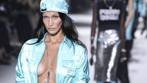 Tiffany Blue ist die schönste Trendfarbe im Sommer 2026 für alle, die Luxus lieben