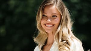 Das "Buttercream Blond" ist die eleganteste Haarfarbe im Spätsommer 2026
