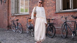 Herbst-Trends 2026: Diese 3 Hosen sind jetzt in – und diese out