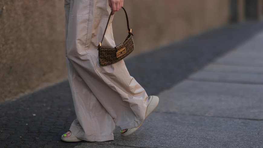 Sophia Geiss beige Hose Fendi Tasche beige Sandalen