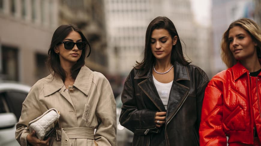 Milano Fashion Week drei stylische Frauen Streetstyle
