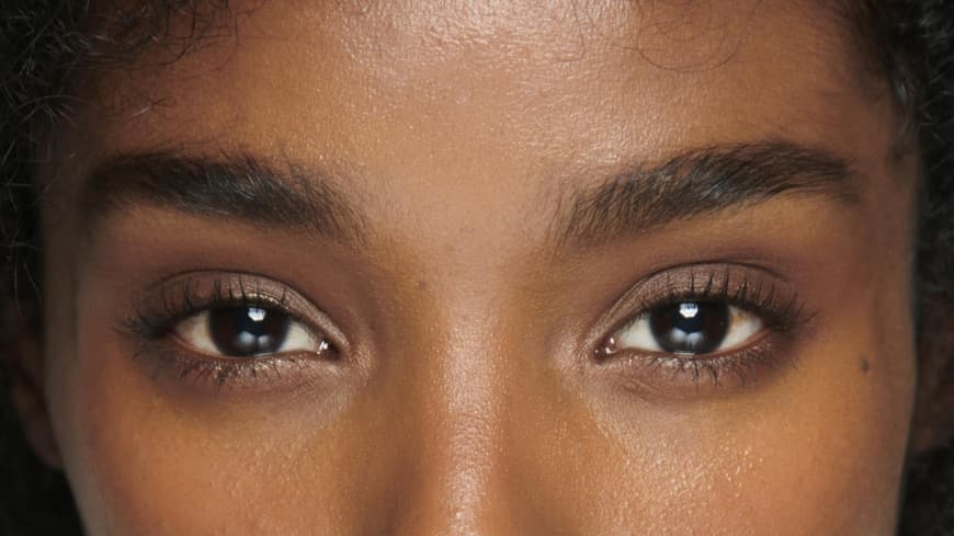 Frau Augen Make-up Wimperntusche