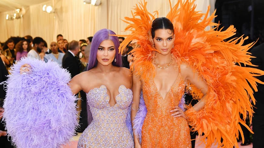 Kylie und Kendall Jenner in Versace auf der Met Gala 2019