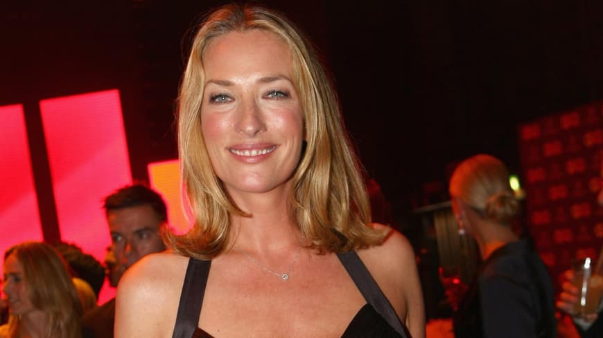Model Tatjana Patitz Veranstaltung schwarzes Kleid 