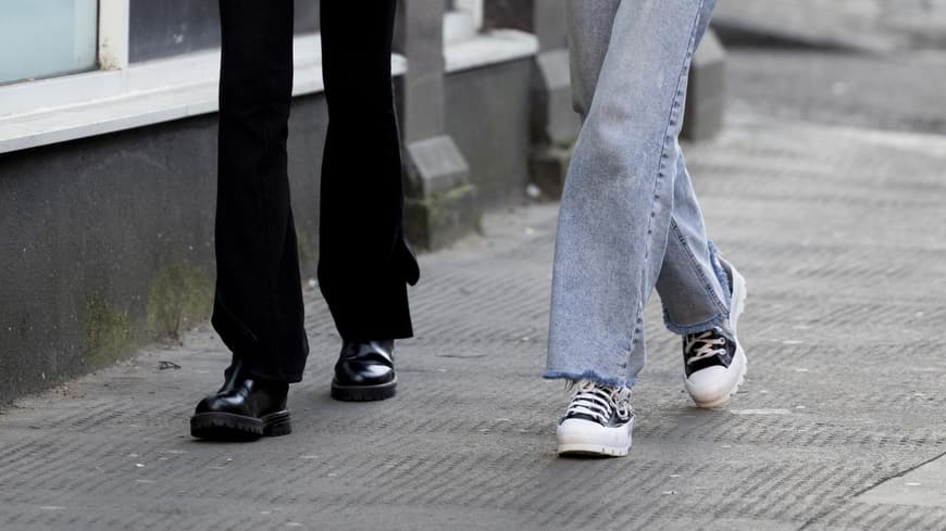 Streetstyle: Chucks und Jeans