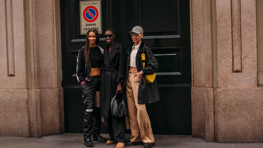 drei stylische Frauen mit weiten Hosen