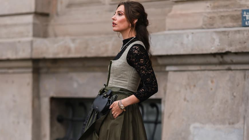 Masha Sedgwick in einem Dirndl