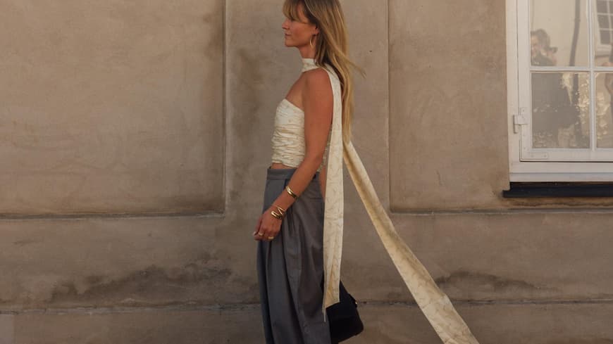 Frau mit Top