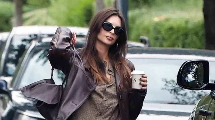 Emily Ratajkowski 