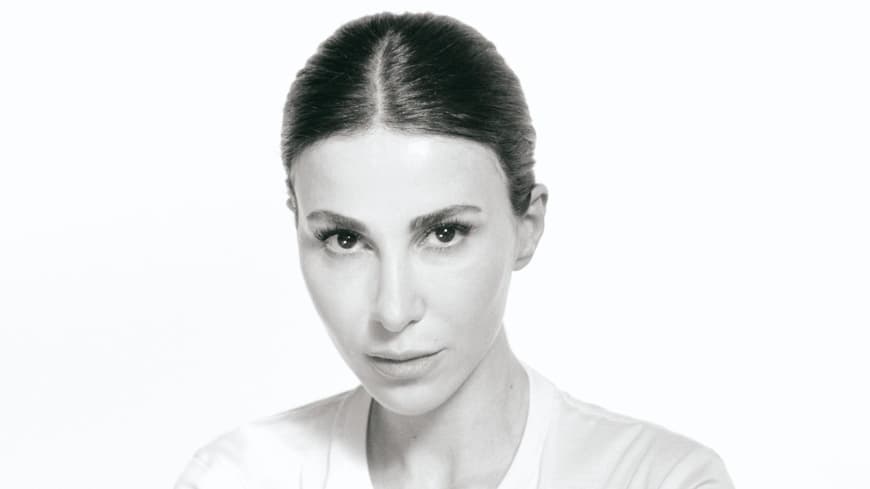 Dr. Emi Arpa