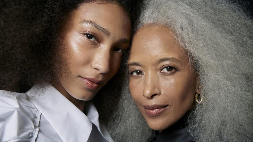 Zwei Frauen Beauty-looks