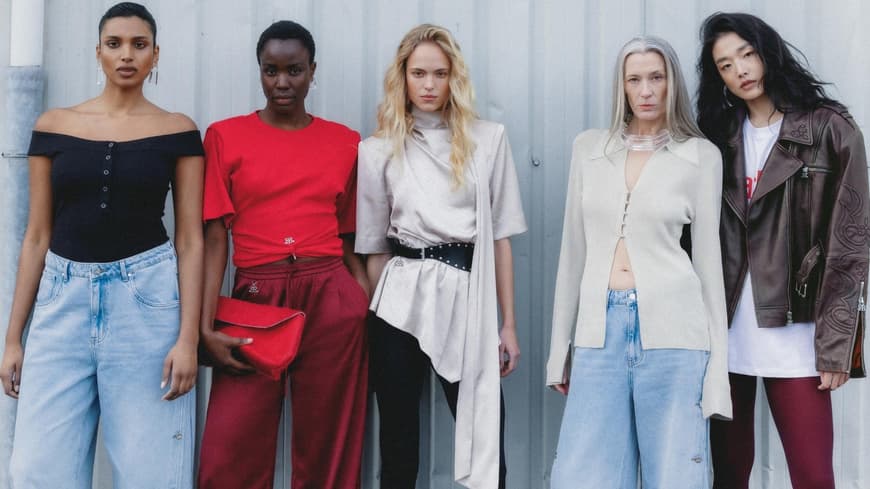 Gestuz x Barbie: Diese exklusive Capsule-Collection katapultiert den ikonischen Look ins Jahr 2026