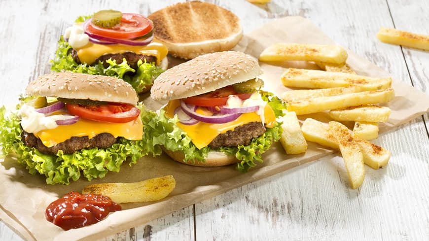 Immer hungrig? So bekommen sie ihr Essverhalten in den Griff!