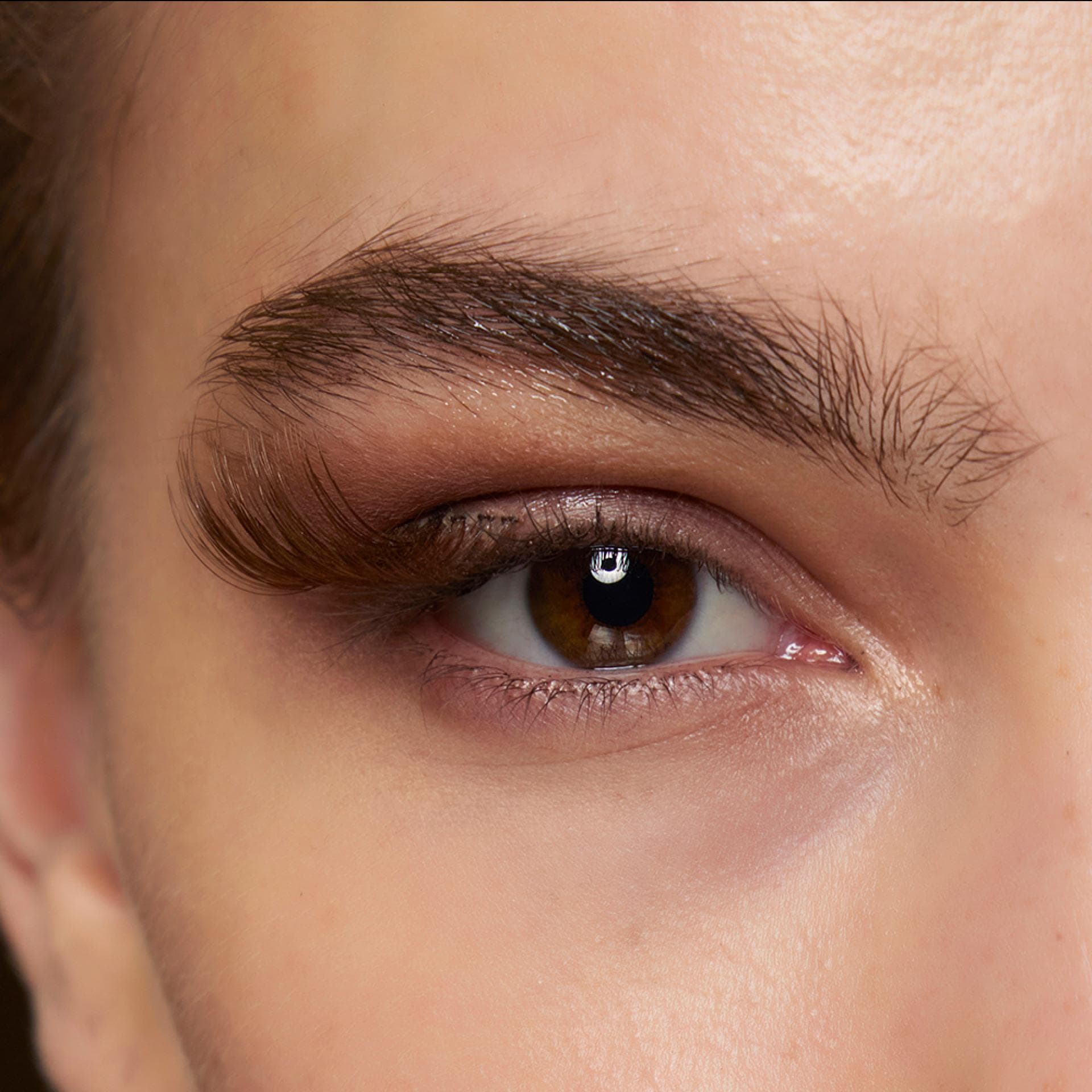 Knstliche Wimpern: Mit diesen Tipps sehen Fake Lashes natrlich aus