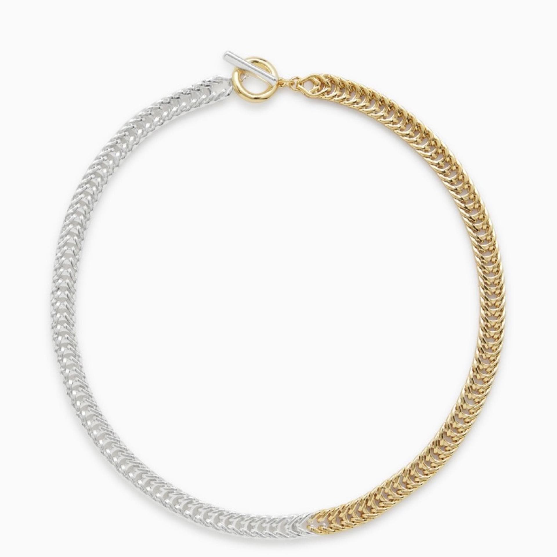 Zweifarbige Halskette in Gold und Silber mit Kettengliedern von COS über H&M, ca. 50 Euro