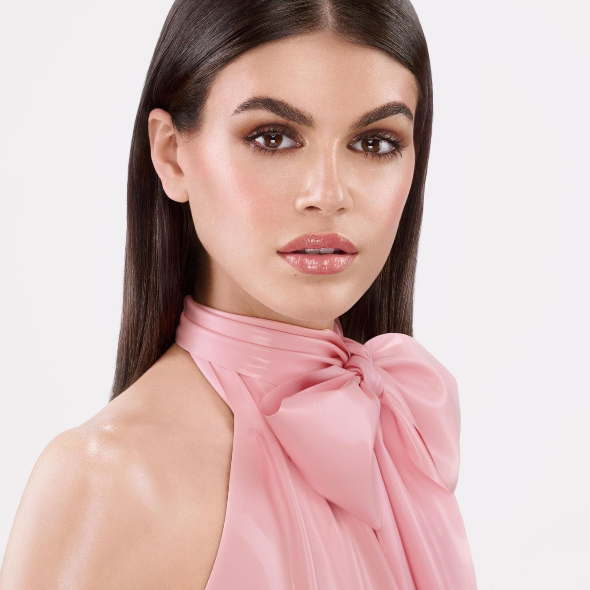 beauty News Kaia Gerber x Nars