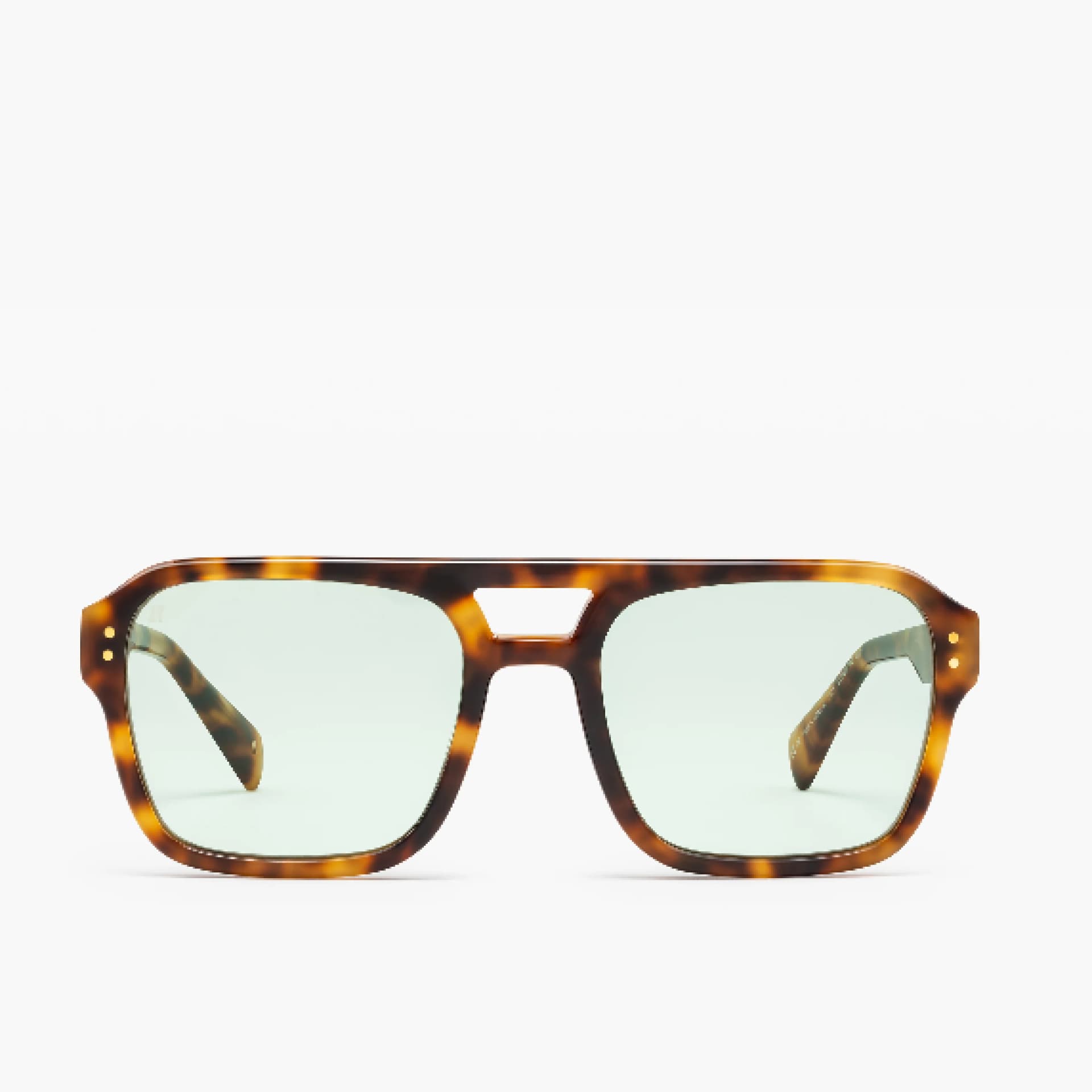 Dua Lipa trägt die coolste Sonnenbrille 2026 – und wir können sie uns alle leisten