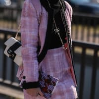 Chanel Kostüm rosa Streetstyle