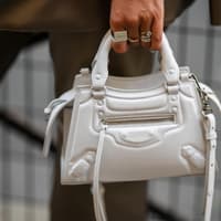 Neo Cagole City Balenciaga weiß 