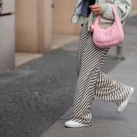 Der Sneaker von Tamaris macht lange Beine – und Lust auf den Frühling 2026