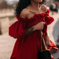 Du magst keine engen Kleider? Hier kommen 3 tolle Alternativen von ZARA