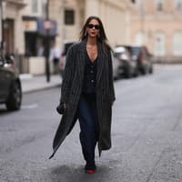 Isabella Charlotta Poppius in stylischem Outfit